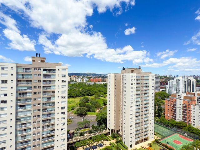 Apartamento com 102m², 3 dormitórios, 1 suíte, 2 vagas, Jardim Europa em Porto Alegre