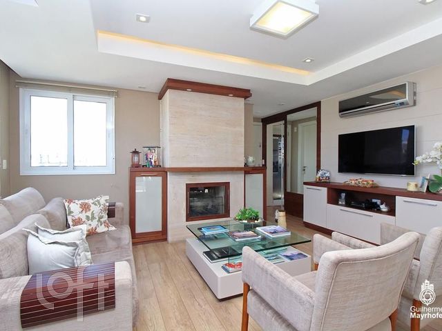 Apartamento com 109m², 1 dormitório, 1 suíte, 3 vagas, São João em Porto Alegre