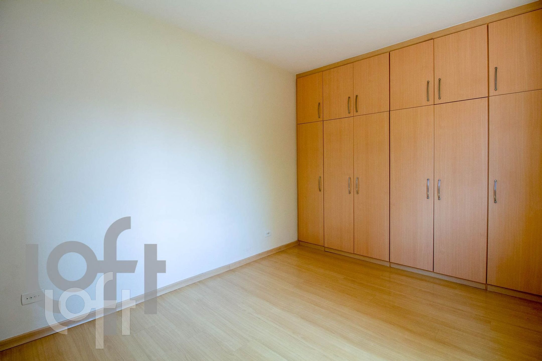 Apartamento à venda com 2 quartos, 77m² - Foto 5