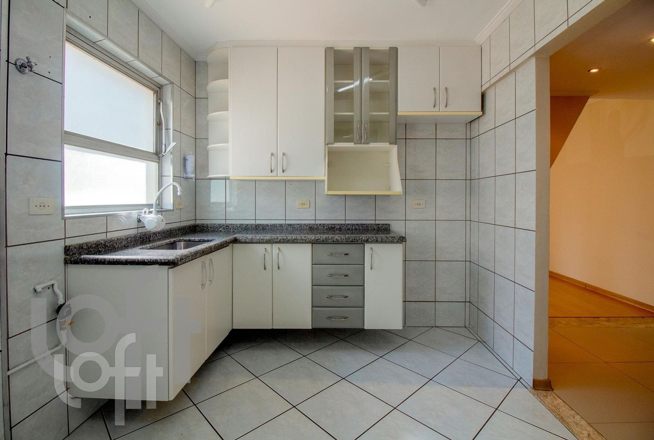 Apartamento à venda com 2 quartos, 77m² - Foto 24