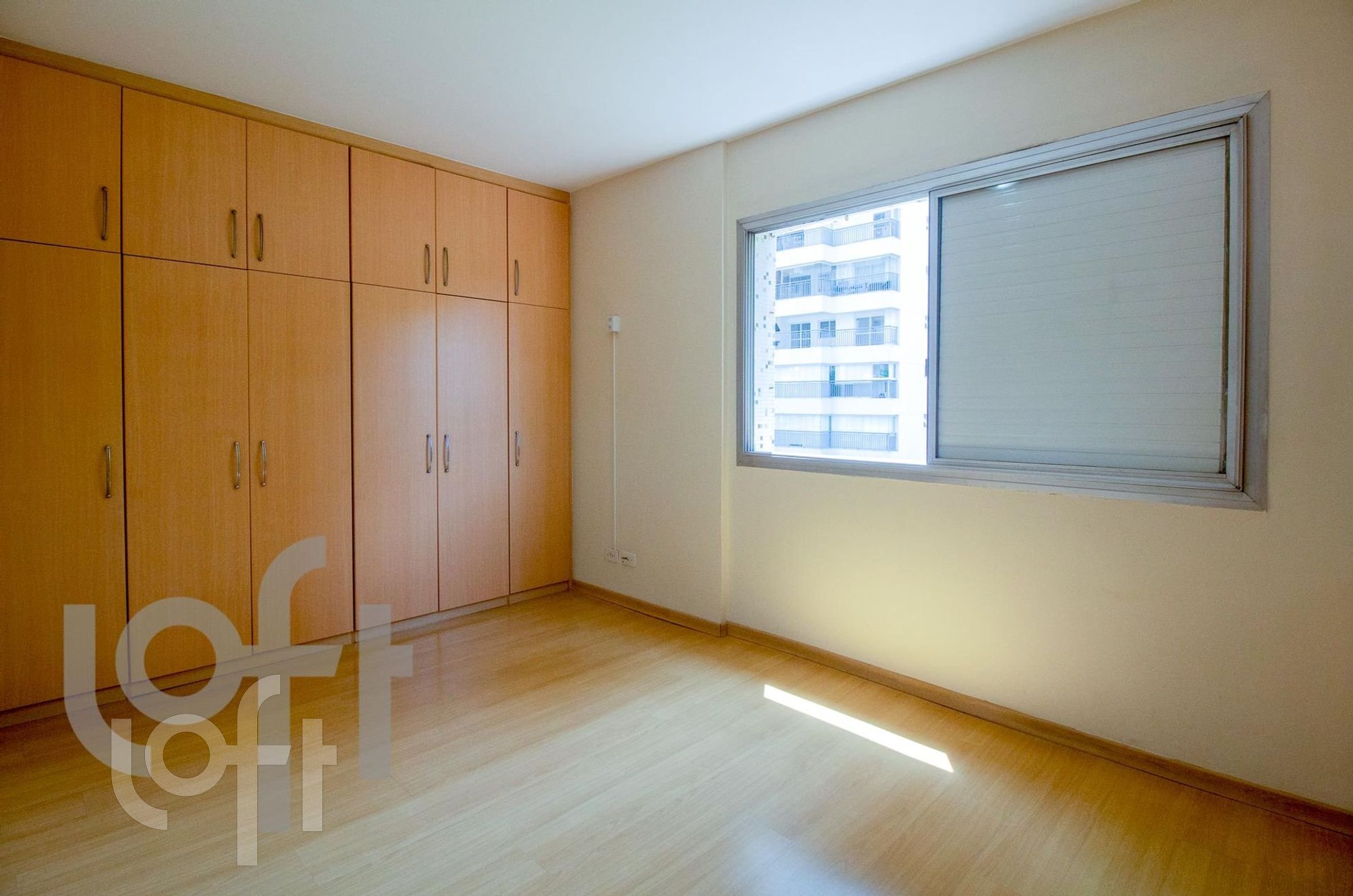 Apartamento à venda com 2 quartos, 77m² - Foto 7