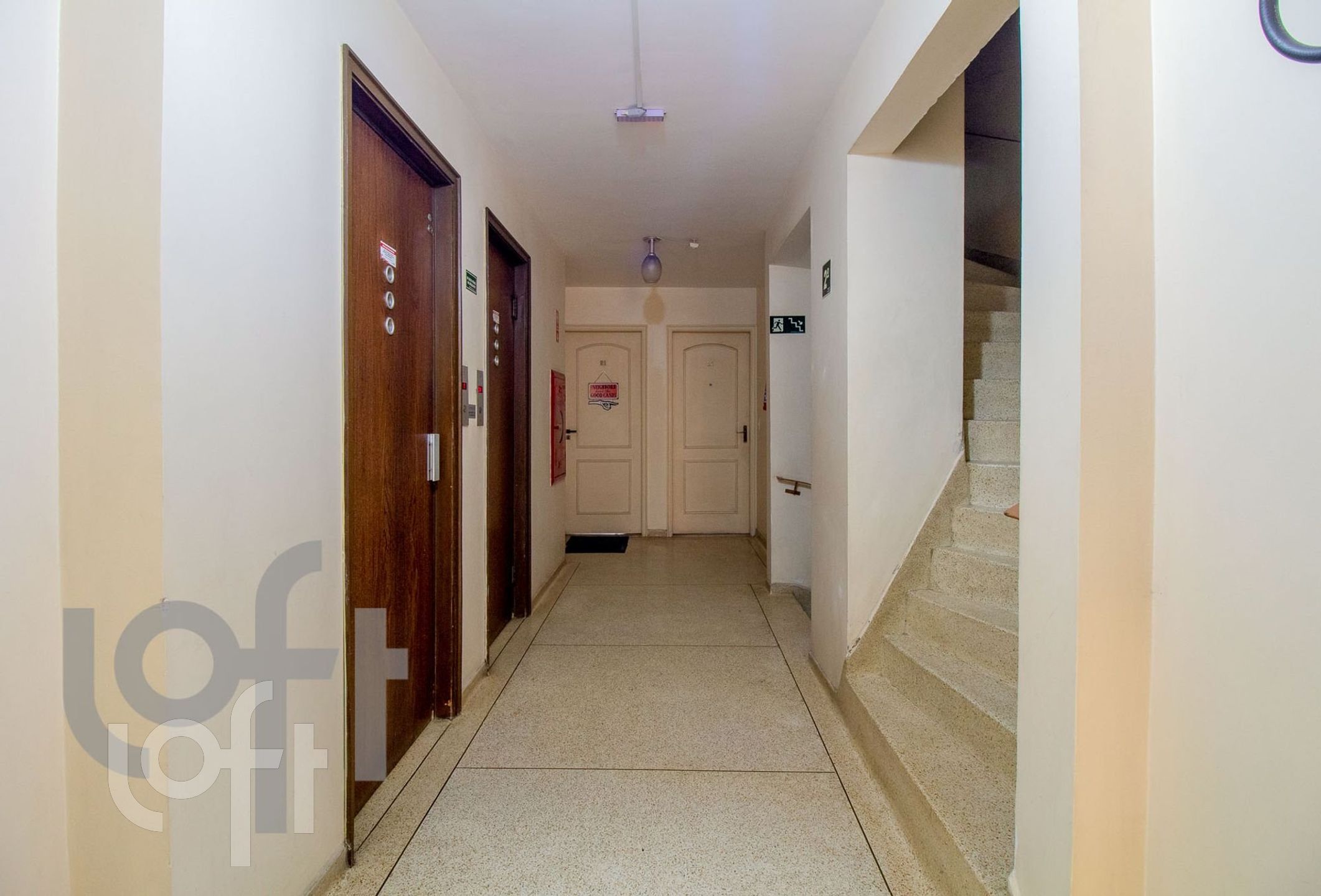 Apartamento à venda com 2 quartos, 77m² - Foto 29