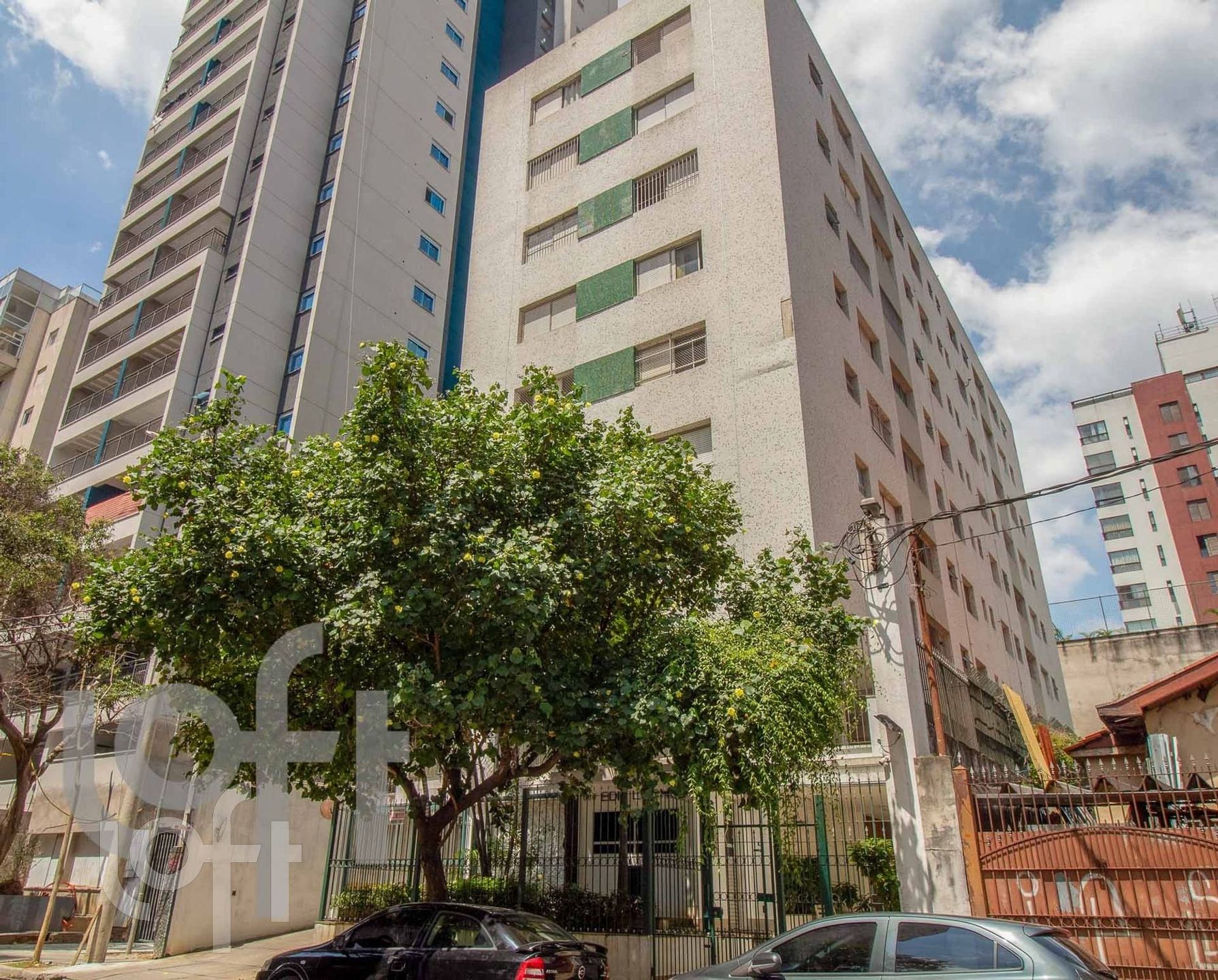 Apartamento à venda com 2 quartos, 77m² - Foto 32