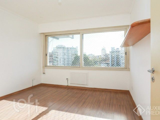 Apartamento com 92m², 3 dormitórios, 1 vaga, Petrópolis em Porto Alegre
