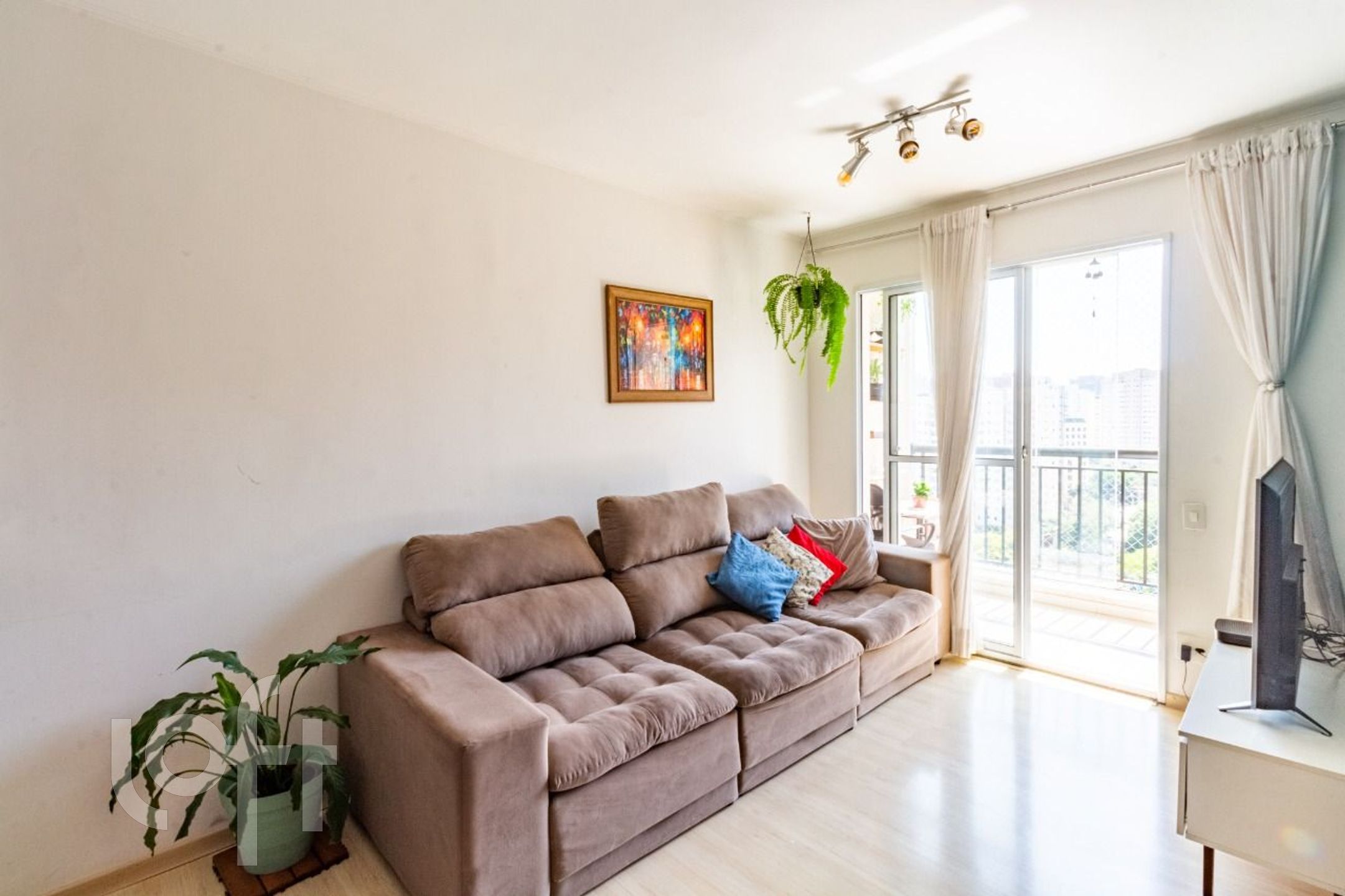 Apartamento à venda com 3 quartos, 64m² - Foto 1