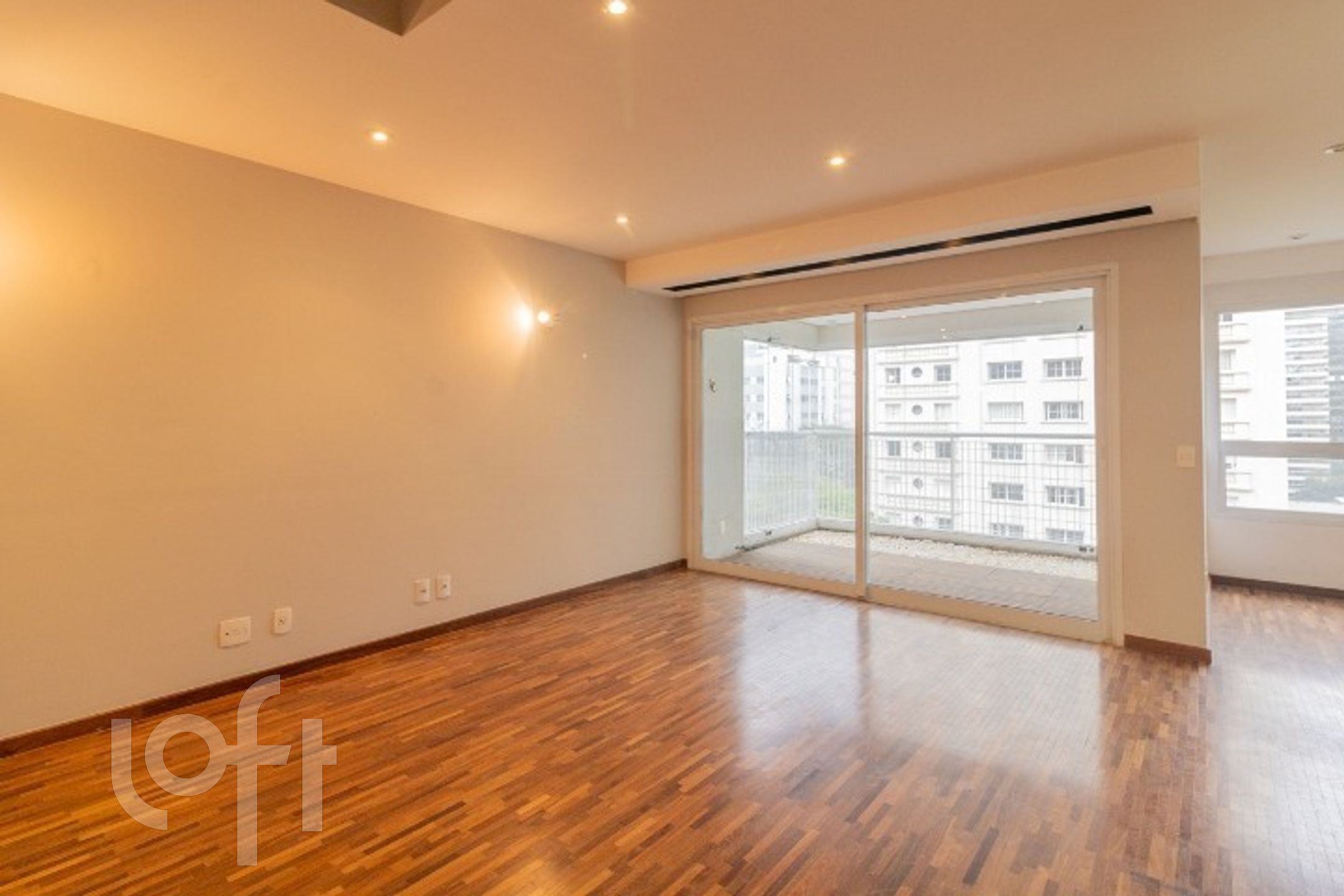 Apartamento à venda com 3 quartos, 165m² - Foto 5