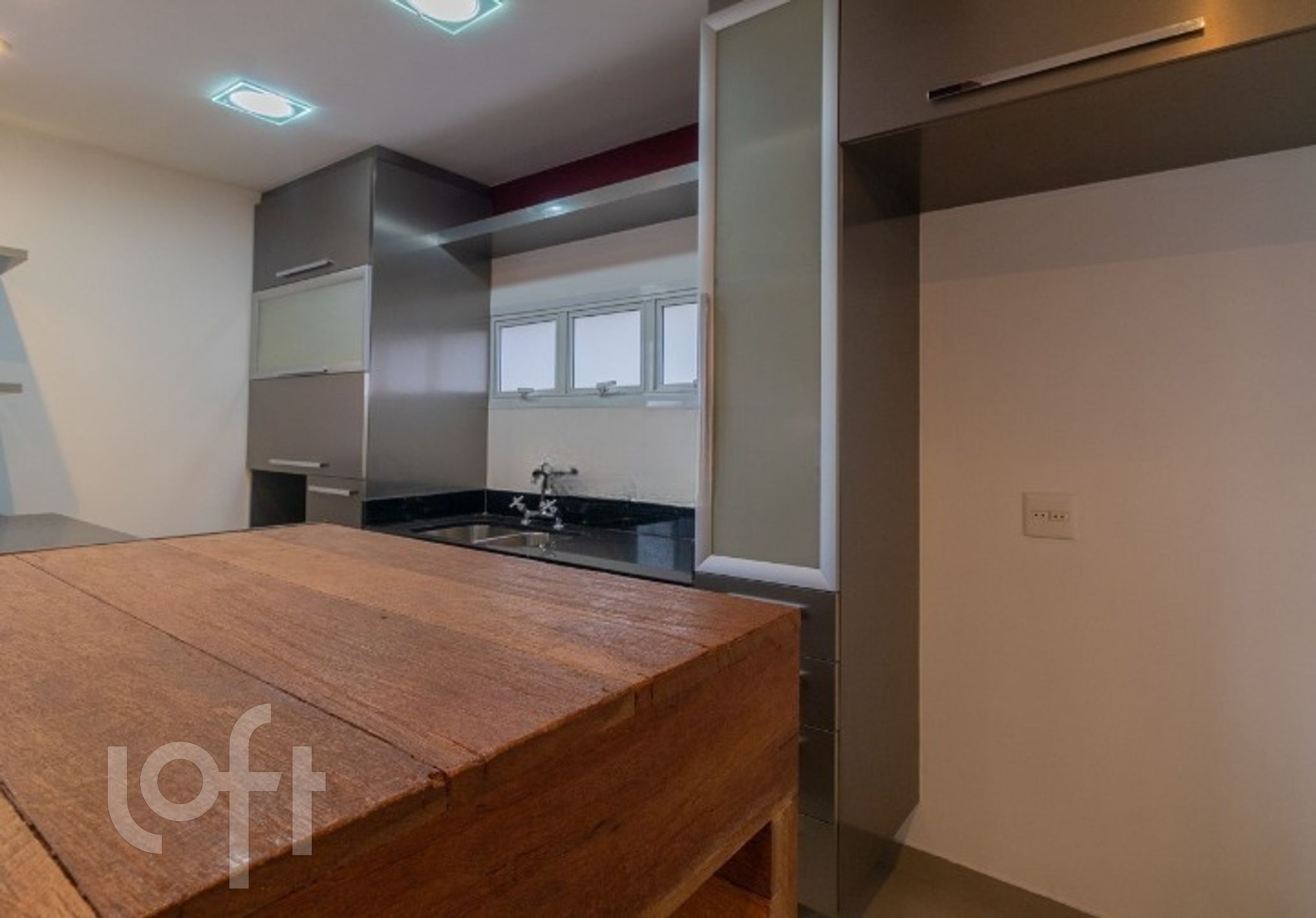 Apartamento à venda com 3 quartos, 165m² - Foto 17