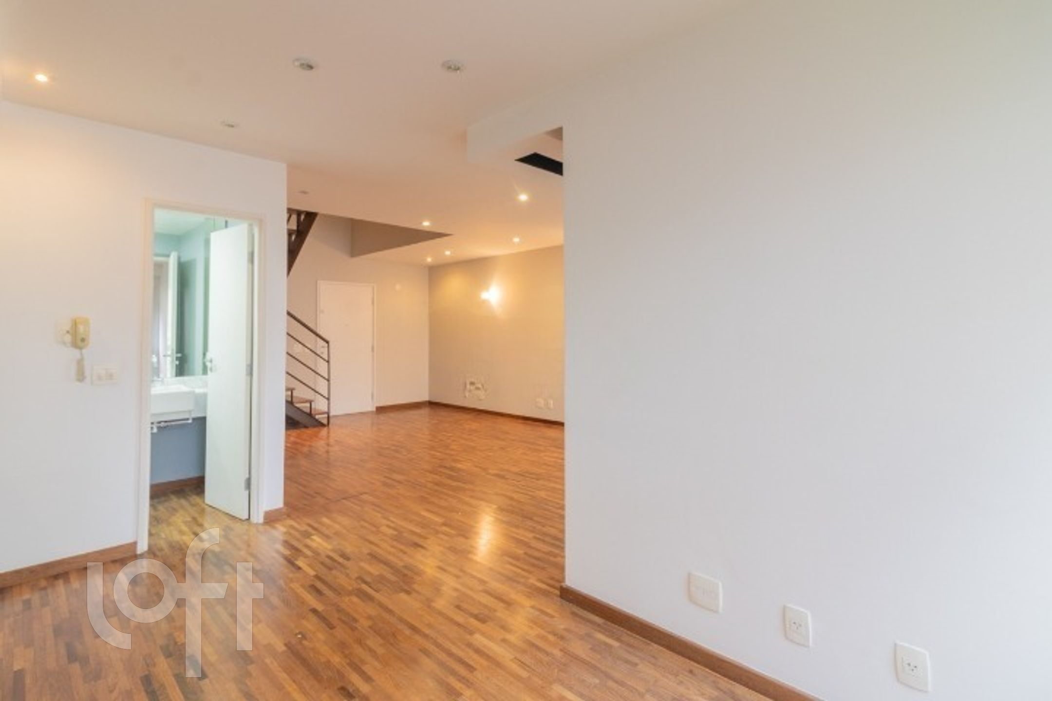 Apartamento à venda com 3 quartos, 165m² - Foto 9