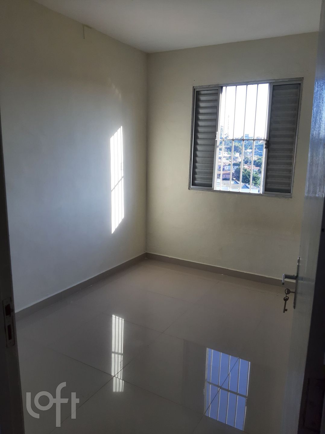 Apartamento à venda com 2 quartos, 42m² - Foto 4