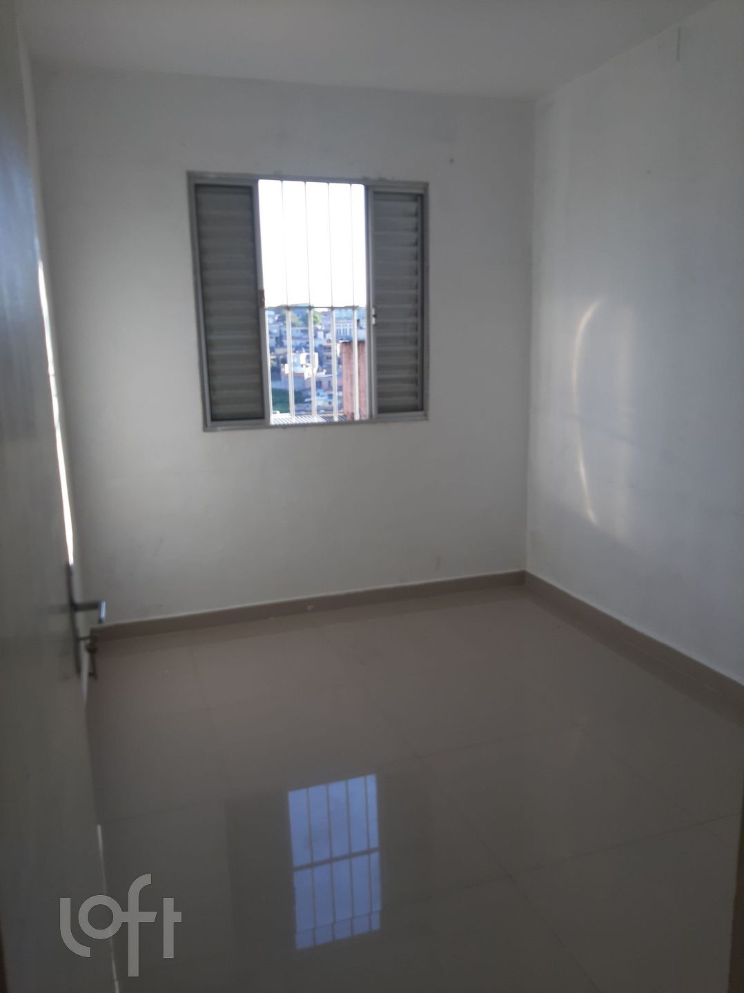 Apartamento à venda com 2 quartos, 42m² - Foto 5