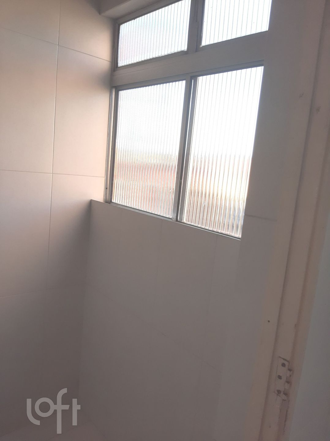 Apartamento à venda com 2 quartos, 42m² - Foto 9