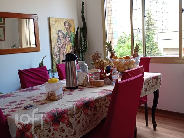 Apartamento com 162m², 4 dormitórios, 1 suíte, 2 vagas, Rio Branco em Porto Alegre