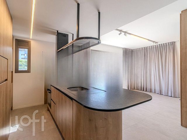 Apartamento com 65m², 2 dormitórios, 1 suíte, 1 vaga, Petrópolis em Porto Alegre