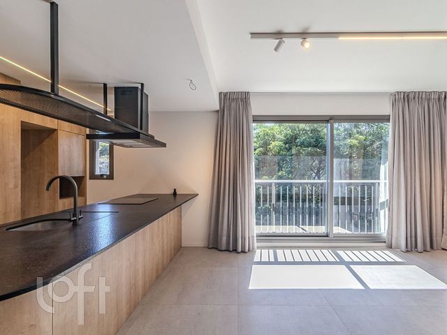 Apartamento com 65m², 2 dormitórios, 1 suíte, 1 vaga, Petrópolis em Porto Alegre