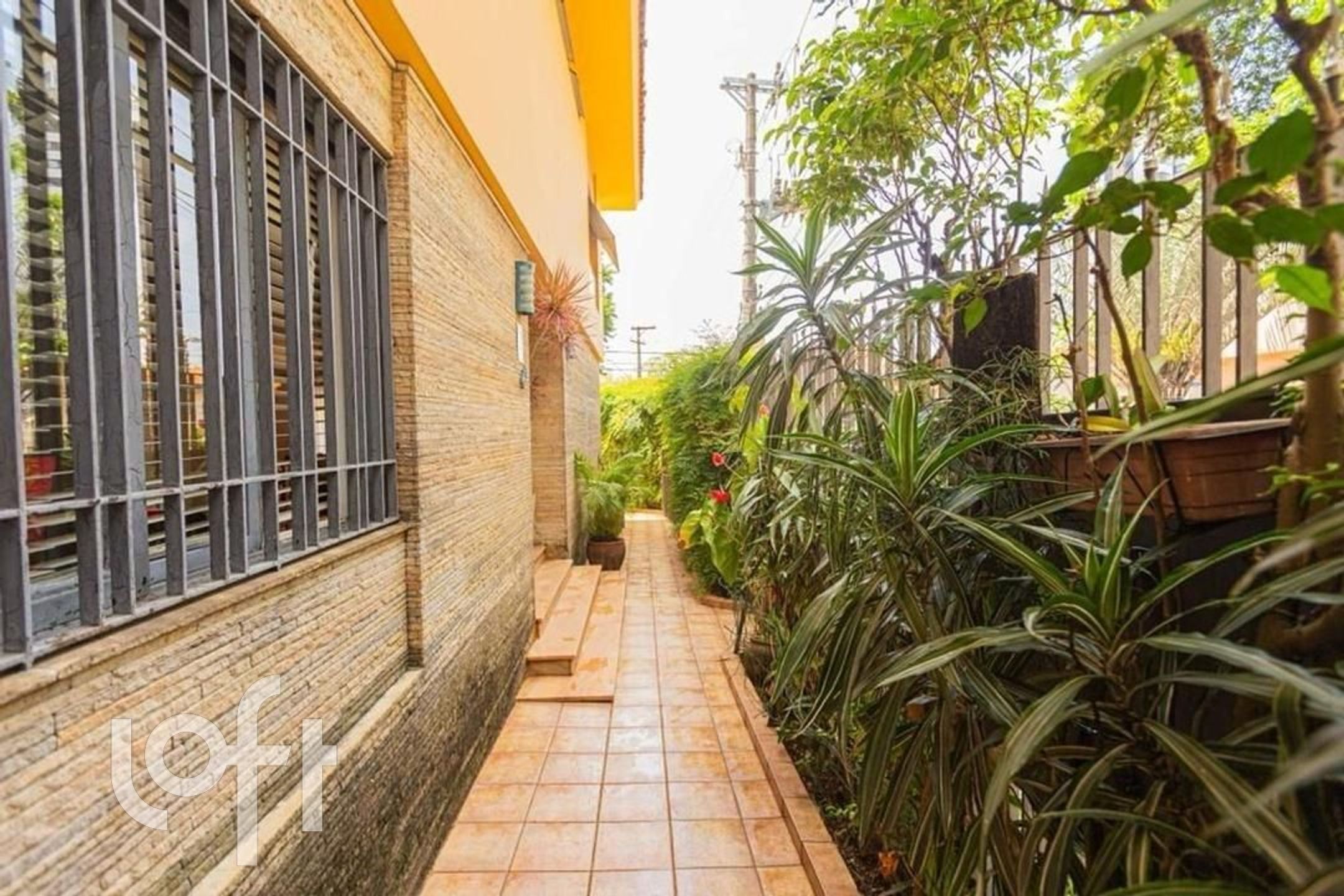 Casa à venda com 4 quartos, 290m² - Foto 7