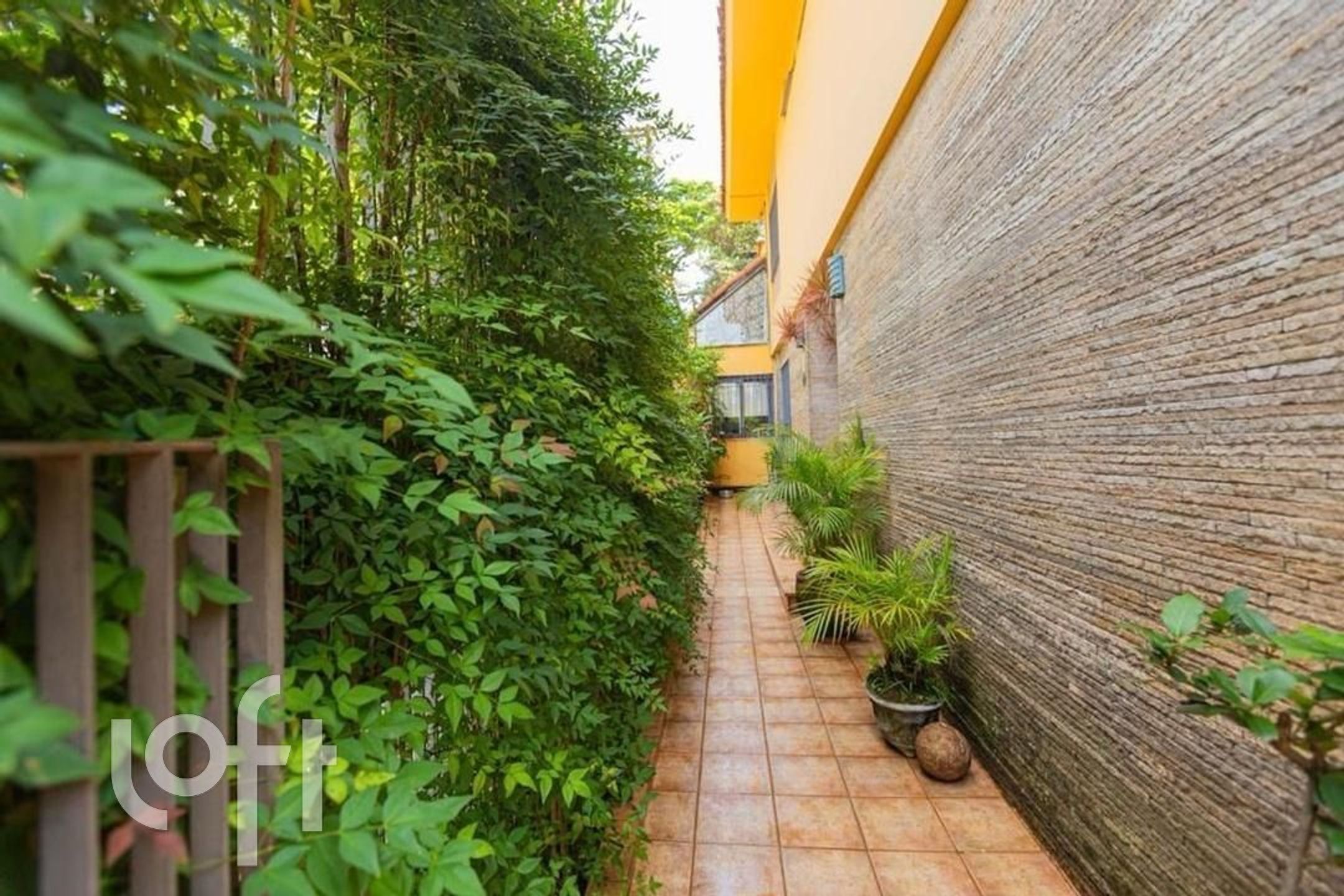 Casa à venda com 4 quartos, 290m² - Foto 6