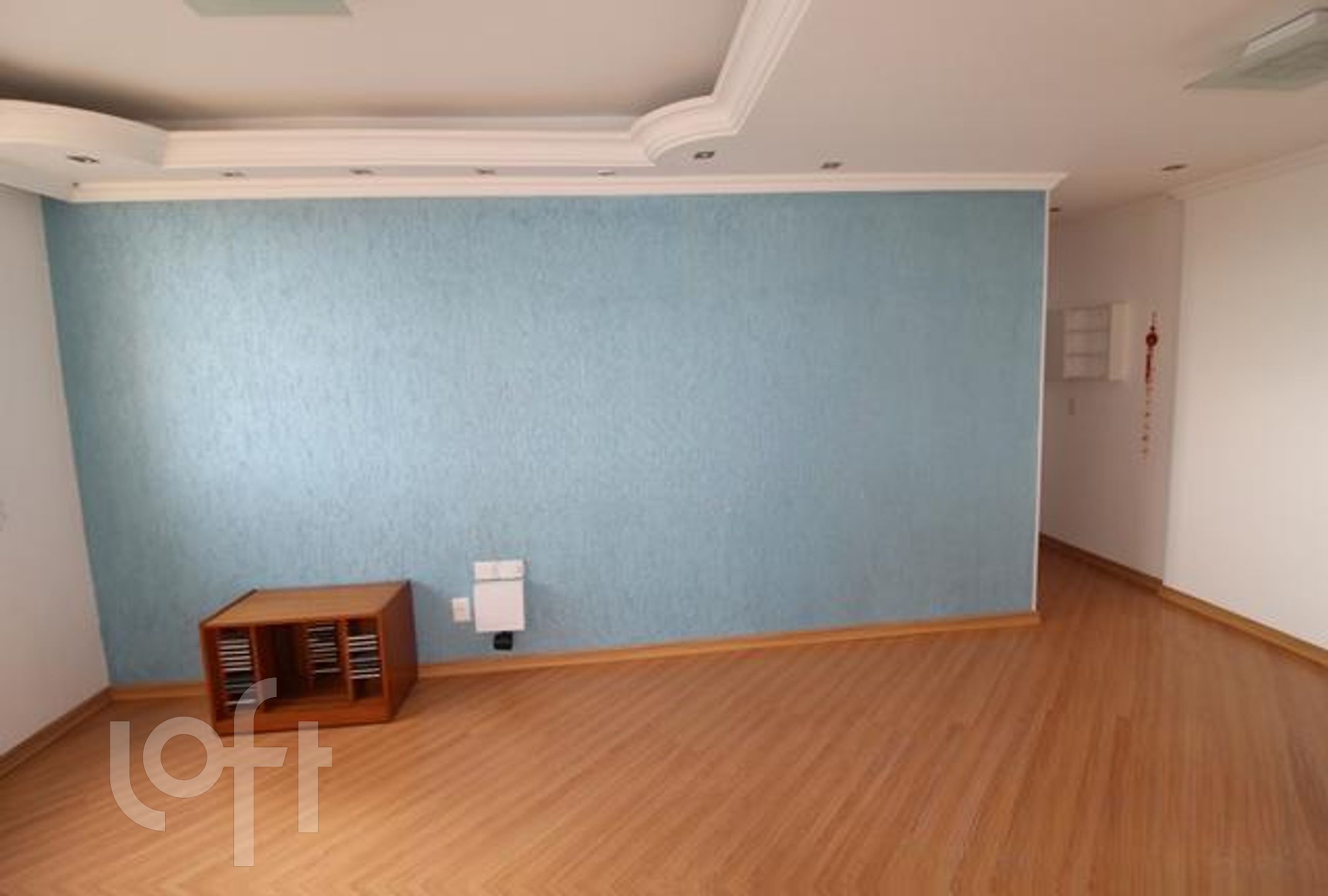 Apartamento à venda com 2 quartos, 70m² - Foto 3