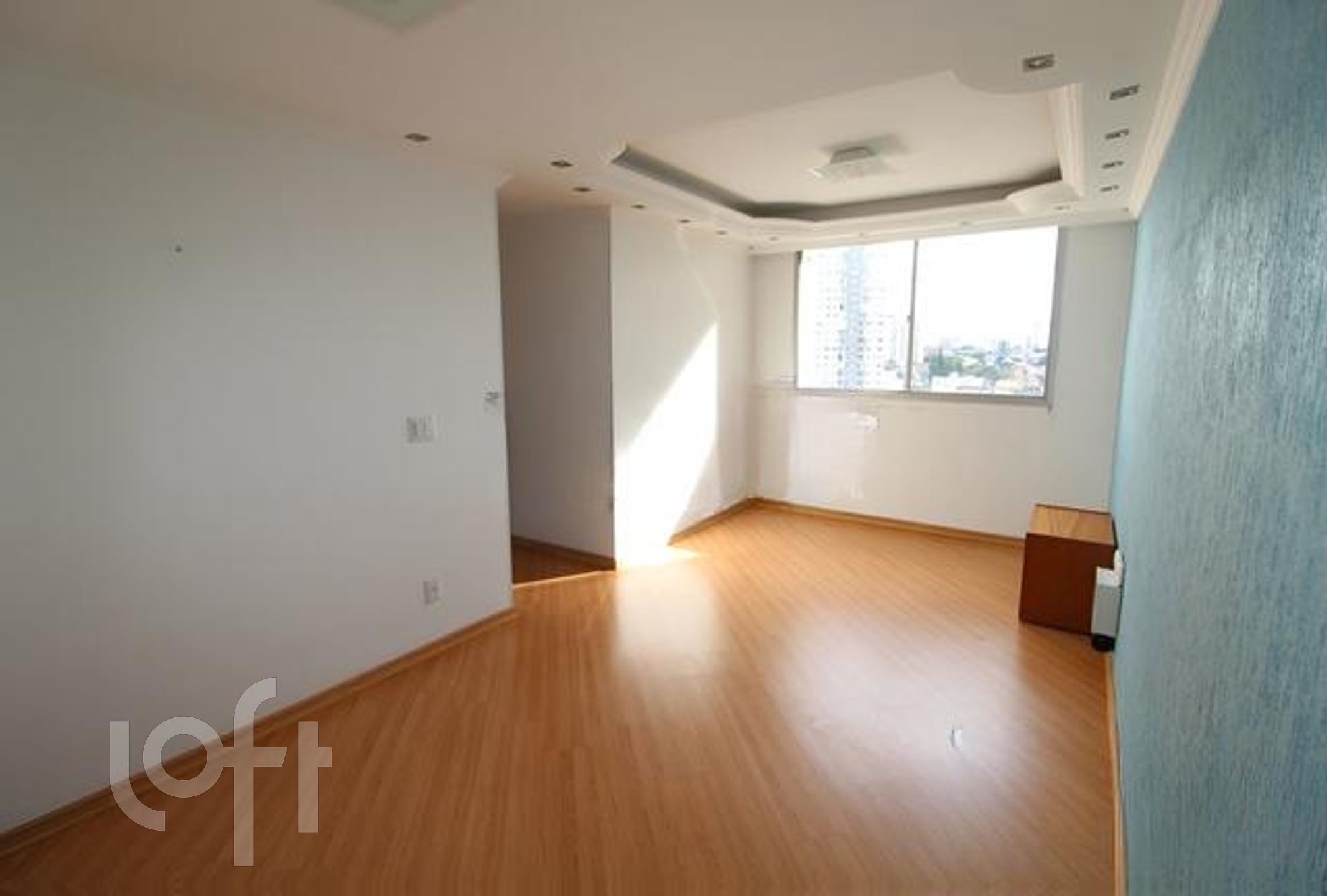 Apartamento à venda com 2 quartos, 70m² - Foto 1