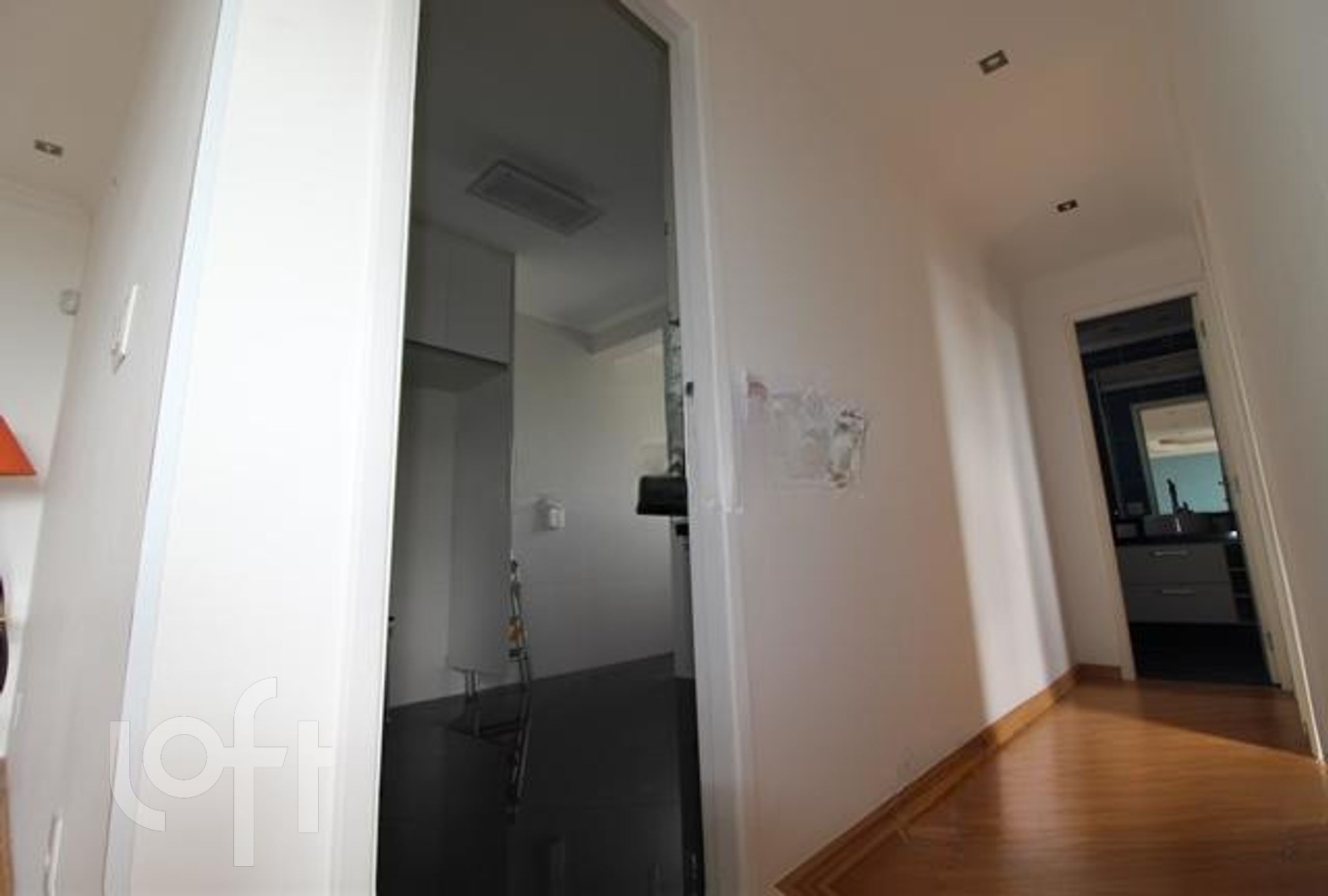 Apartamento à venda com 2 quartos, 70m² - Foto 9