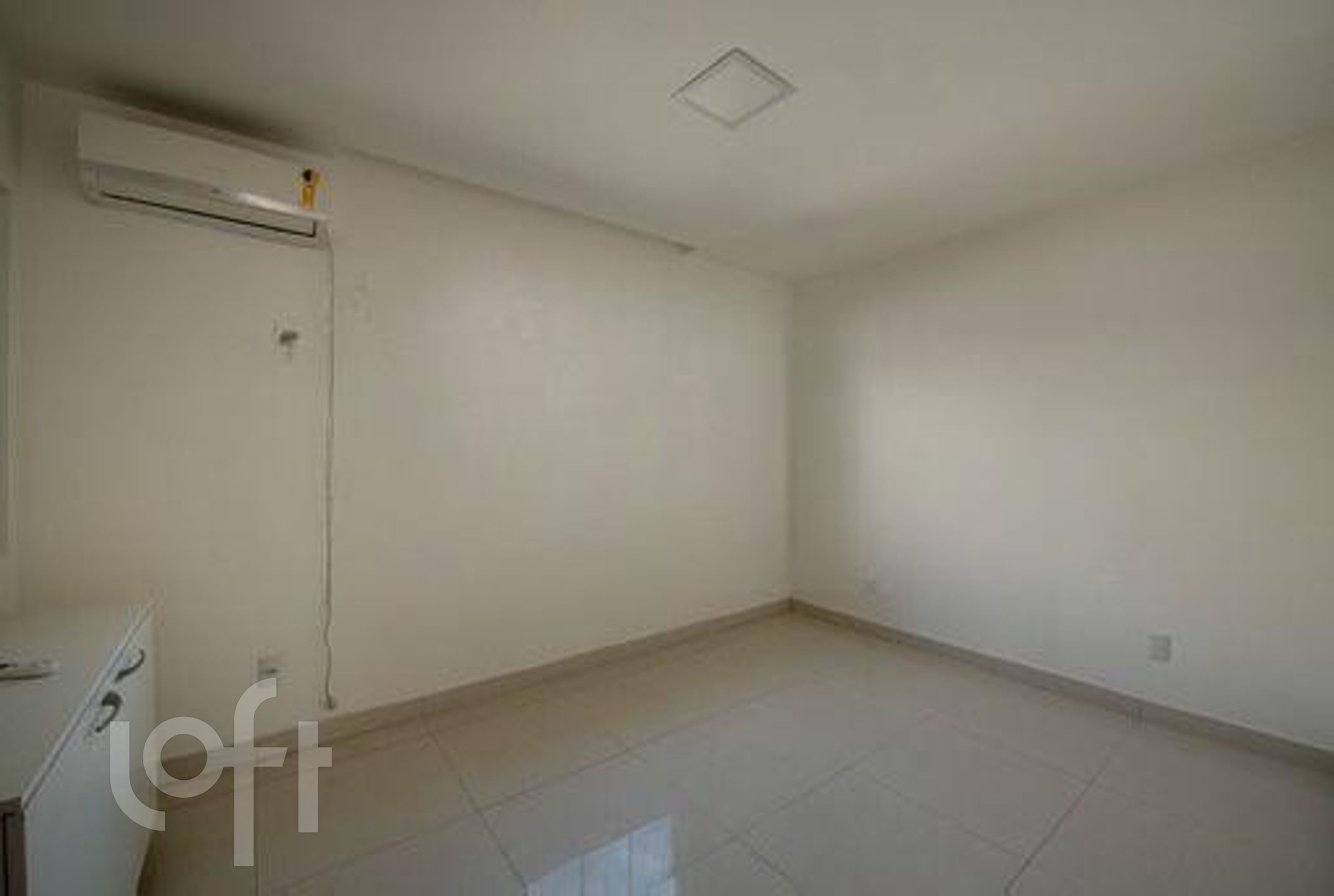 Casa à venda com 3 quartos, 360m² - Foto 7