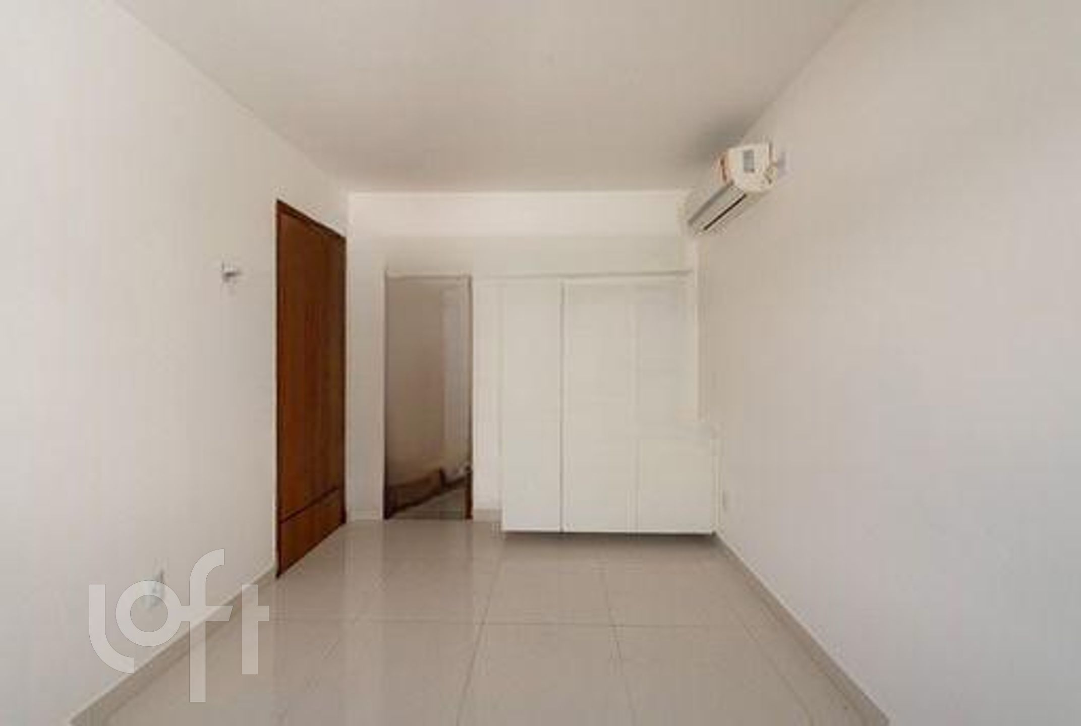 Casa à venda com 3 quartos, 360m² - Foto 8