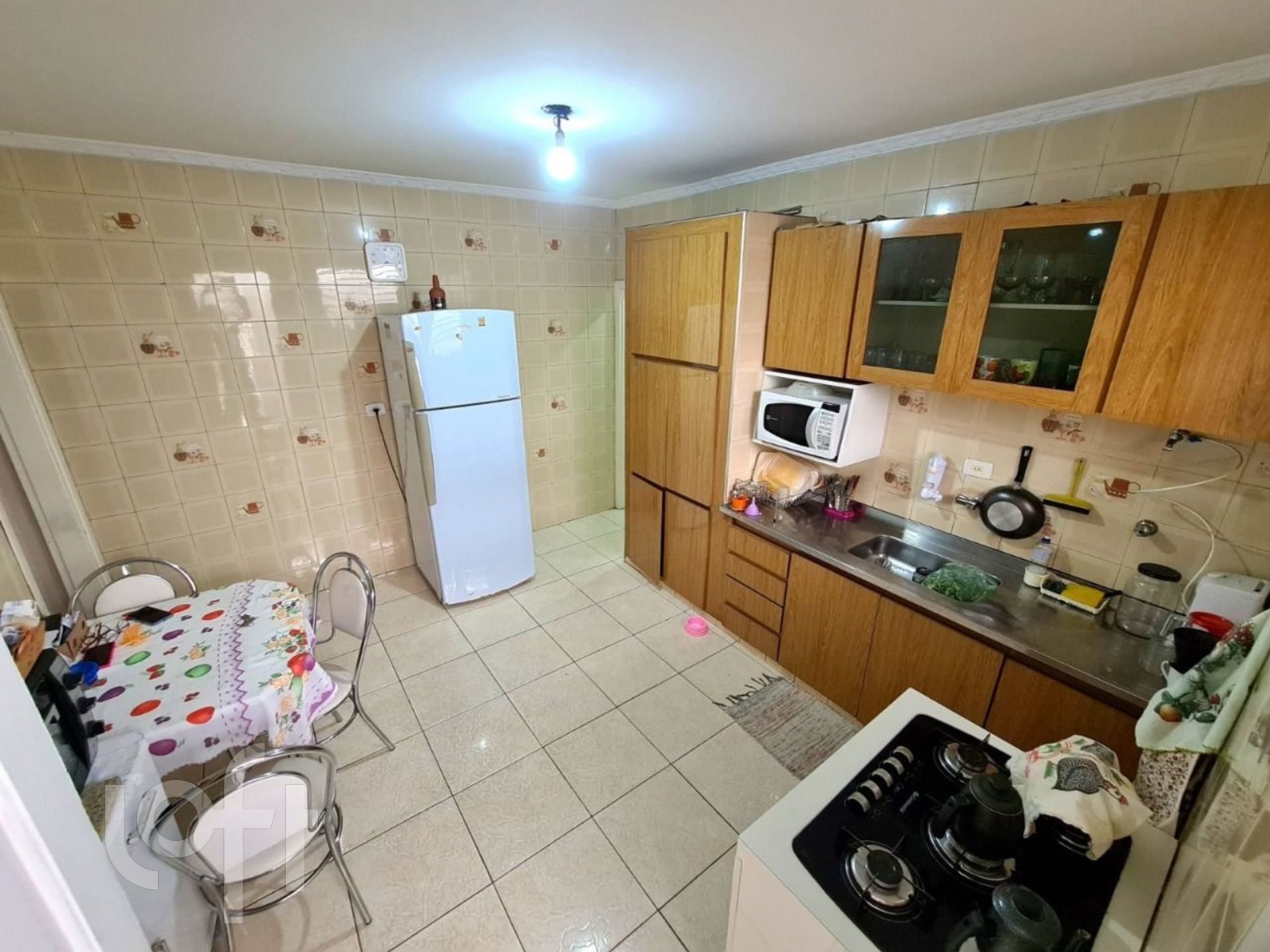 Casa à venda com 2 quartos, 300m² - Foto 4