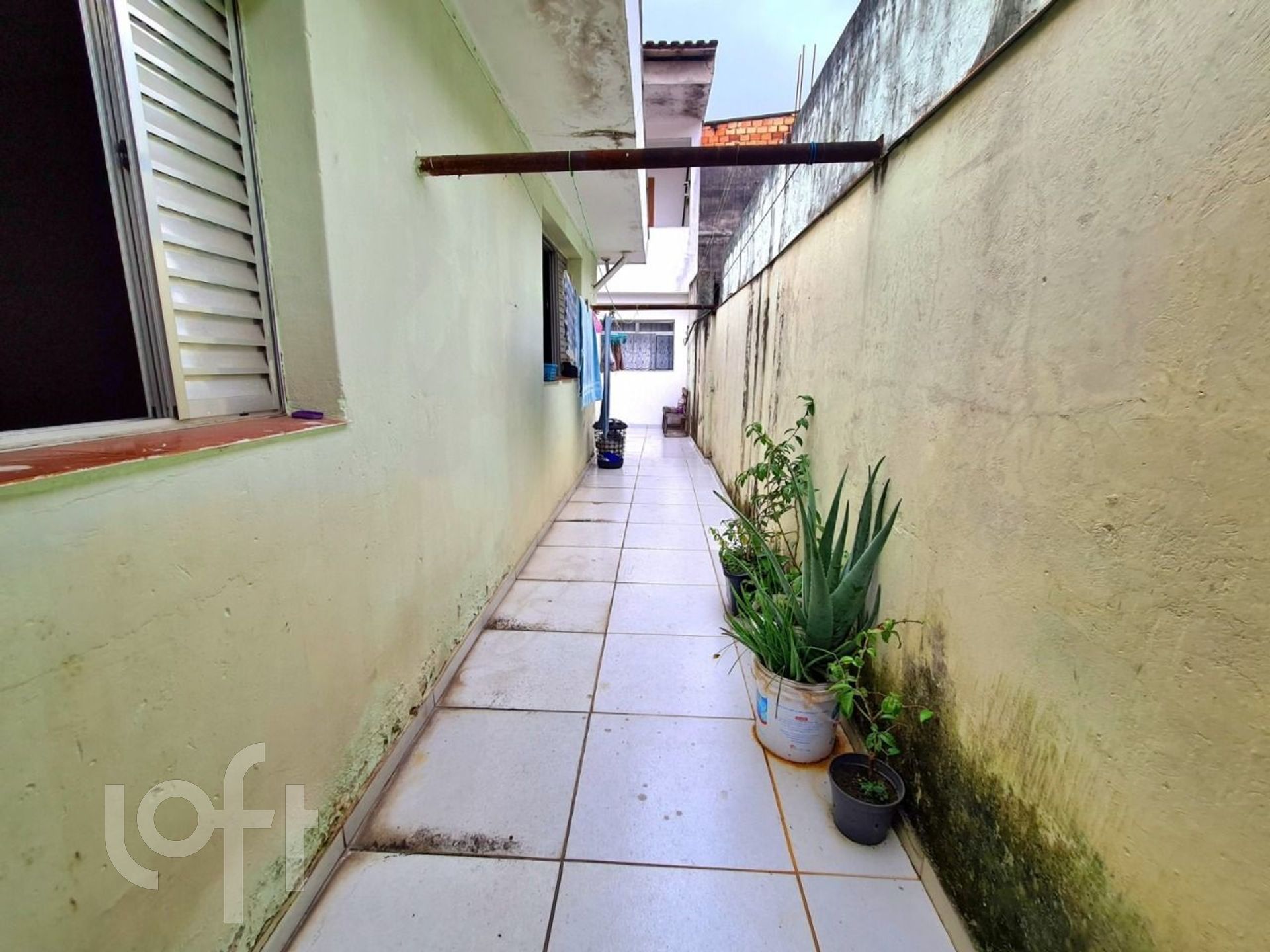 Casa à venda com 2 quartos, 300m² - Foto 6