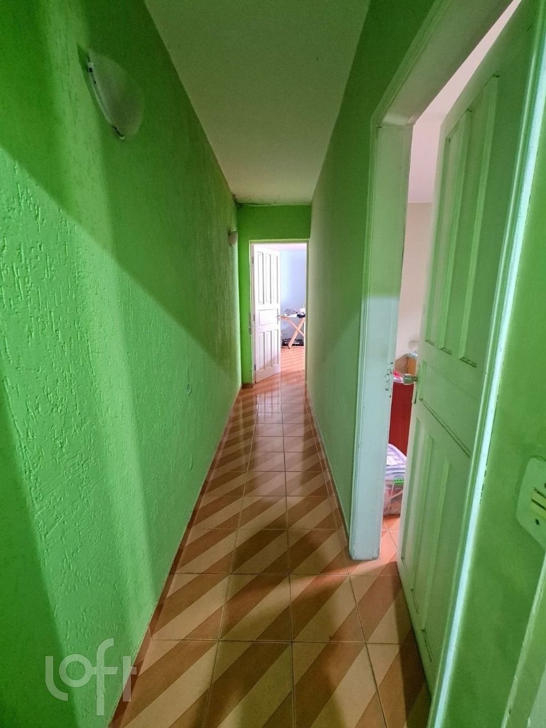 Casa à venda com 2 quartos, 300m² - Foto 7