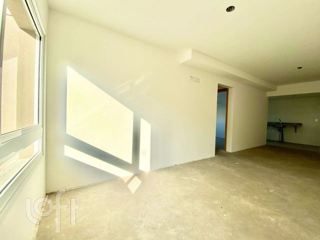 Apartamento com 62m², 2 dormitórios, 1 suíte, 1 vaga, Petrópolis em Porto Alegre