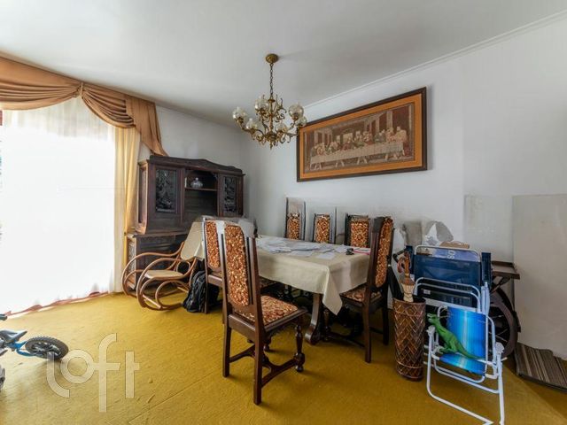 Casa com 400m², 4 dormitórios, 3 suítes, 4 vagas, Chácara das Pedras em Porto Alegre