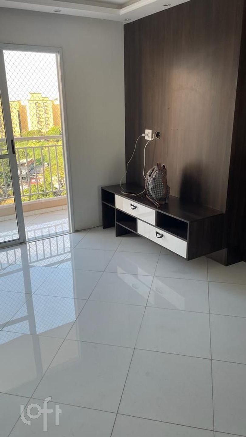 Apartamento à venda com 2 quartos, 68m² - Foto 2