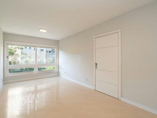 Apartamento com 79m², 2 dormitórios, 1 vaga, Auxiliadora em Porto Alegre