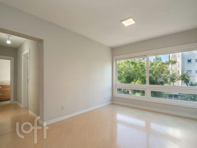 Apartamento com 79m², 2 dormitórios, 1 vaga, Auxiliadora em Porto Alegre