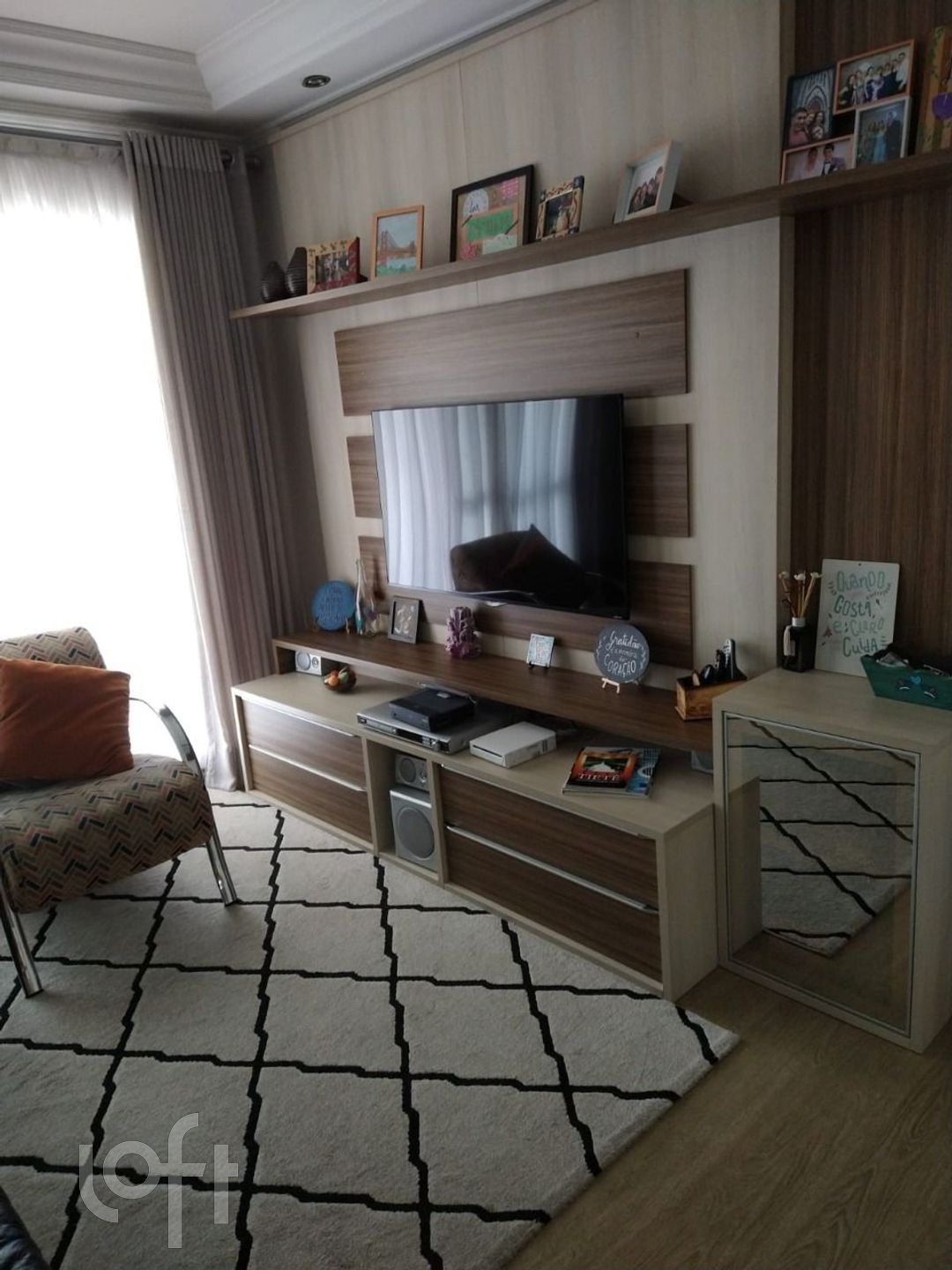 Apartamento à venda com 3 quartos, 83m² - Foto 2