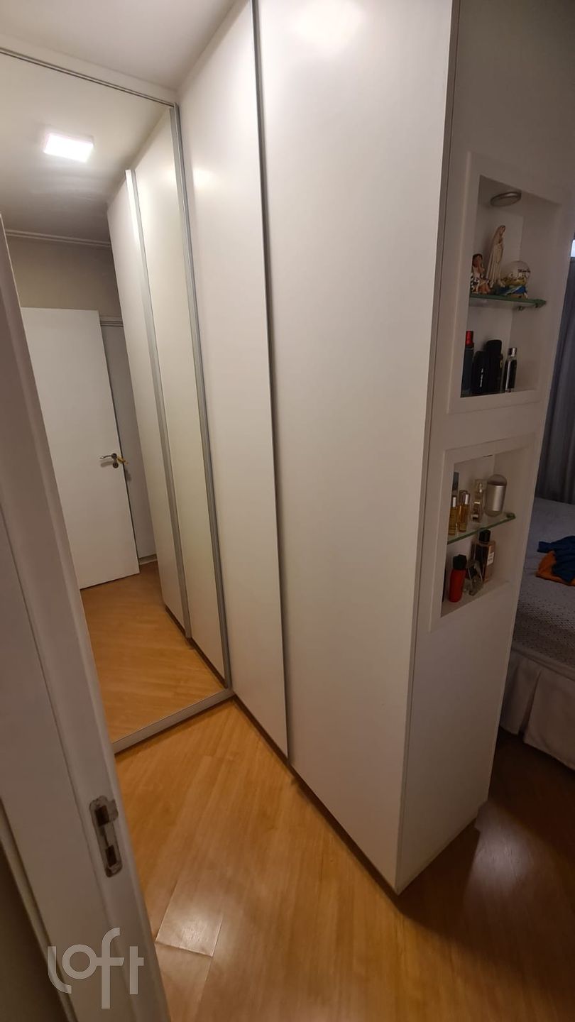 Apartamento à venda com 2 quartos, 69m² - Foto 18