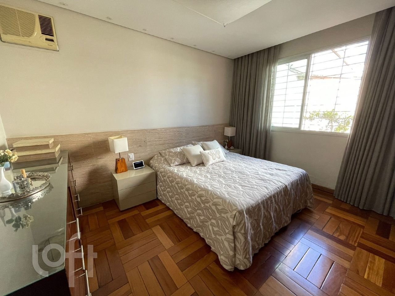 Casa à venda com 4 quartos, 230m² - Foto 3