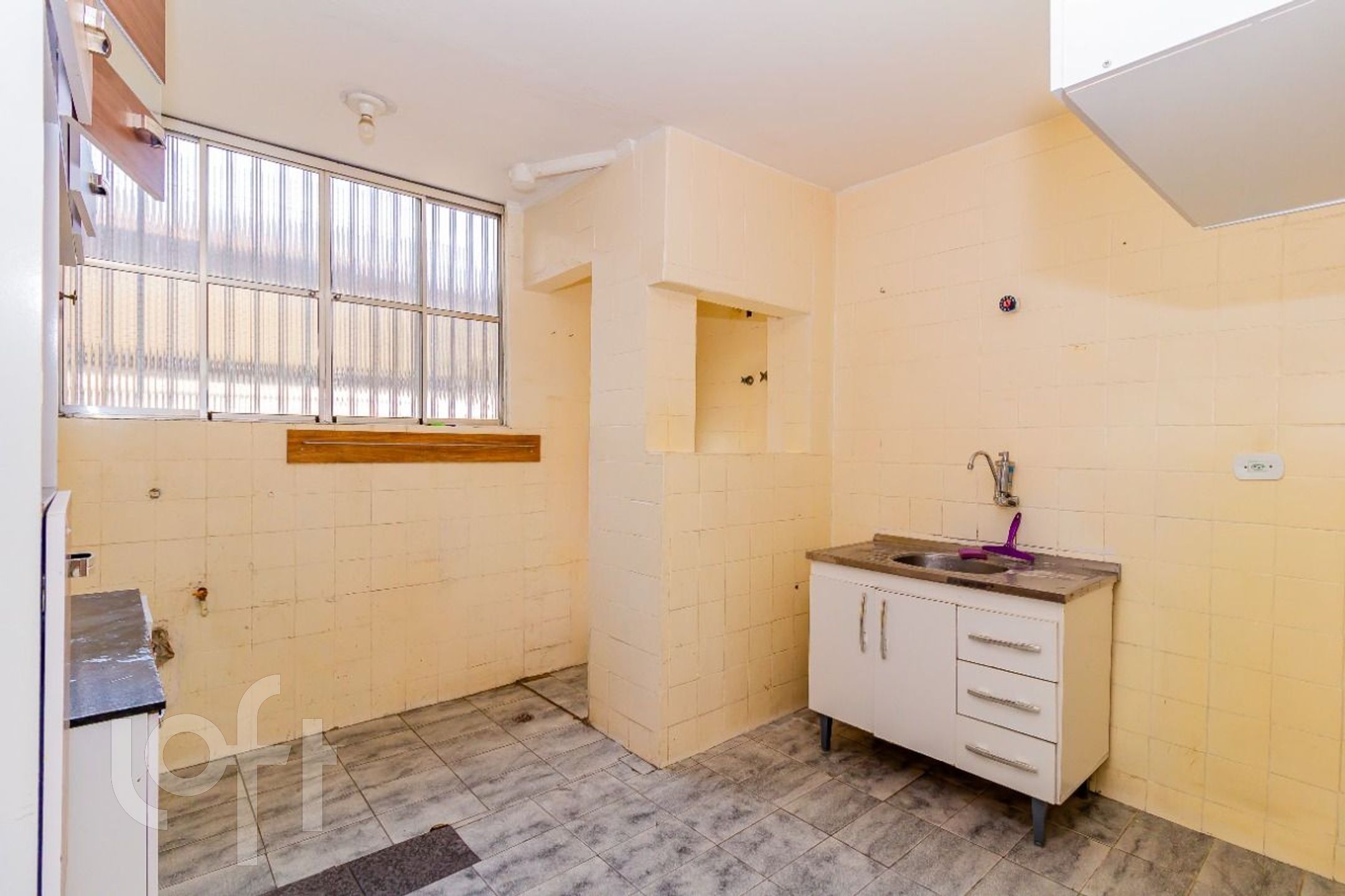 Apartamento à venda com 1 quarto, 60m² - Foto 6