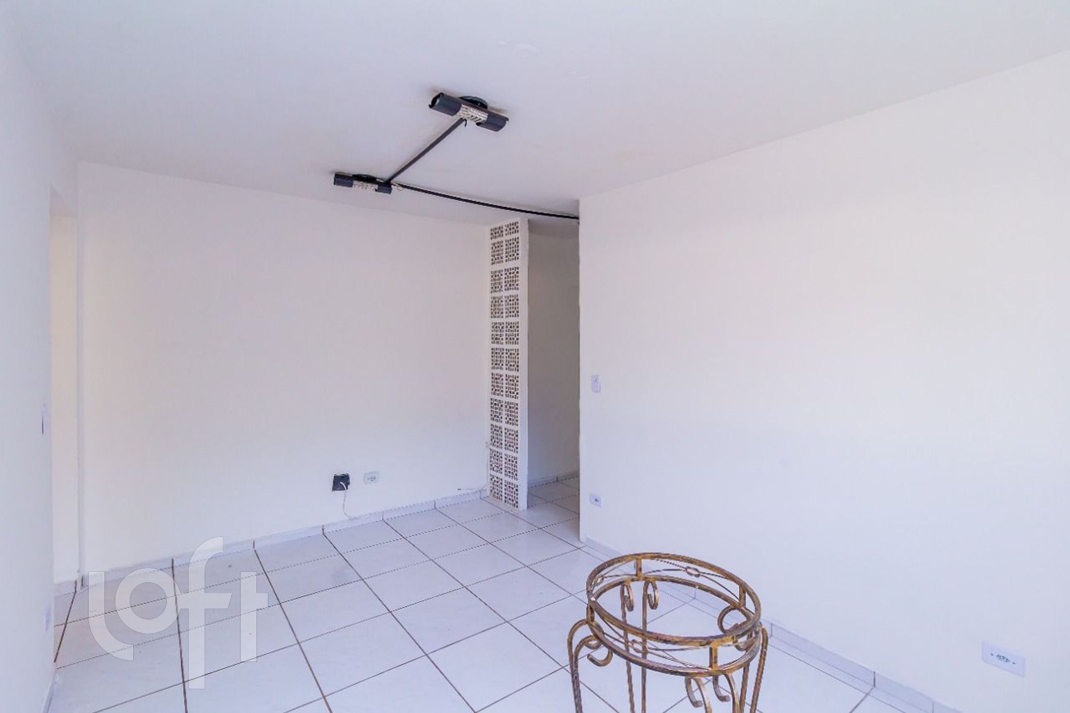 Apartamento à venda com 1 quarto, 60m² - Foto 4