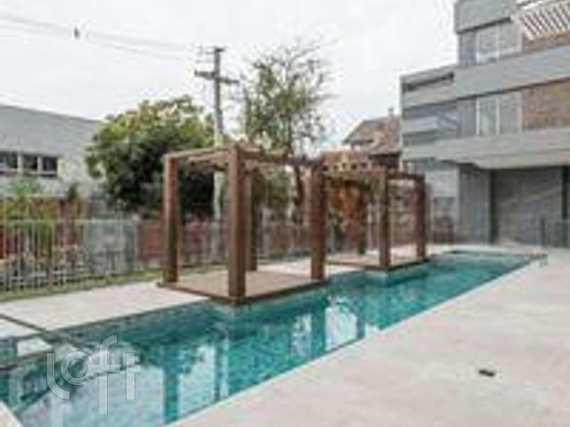 Apartamento com 30m², 1 dormitório, 1 suíte, 1 vaga, Floresta em Porto Alegre