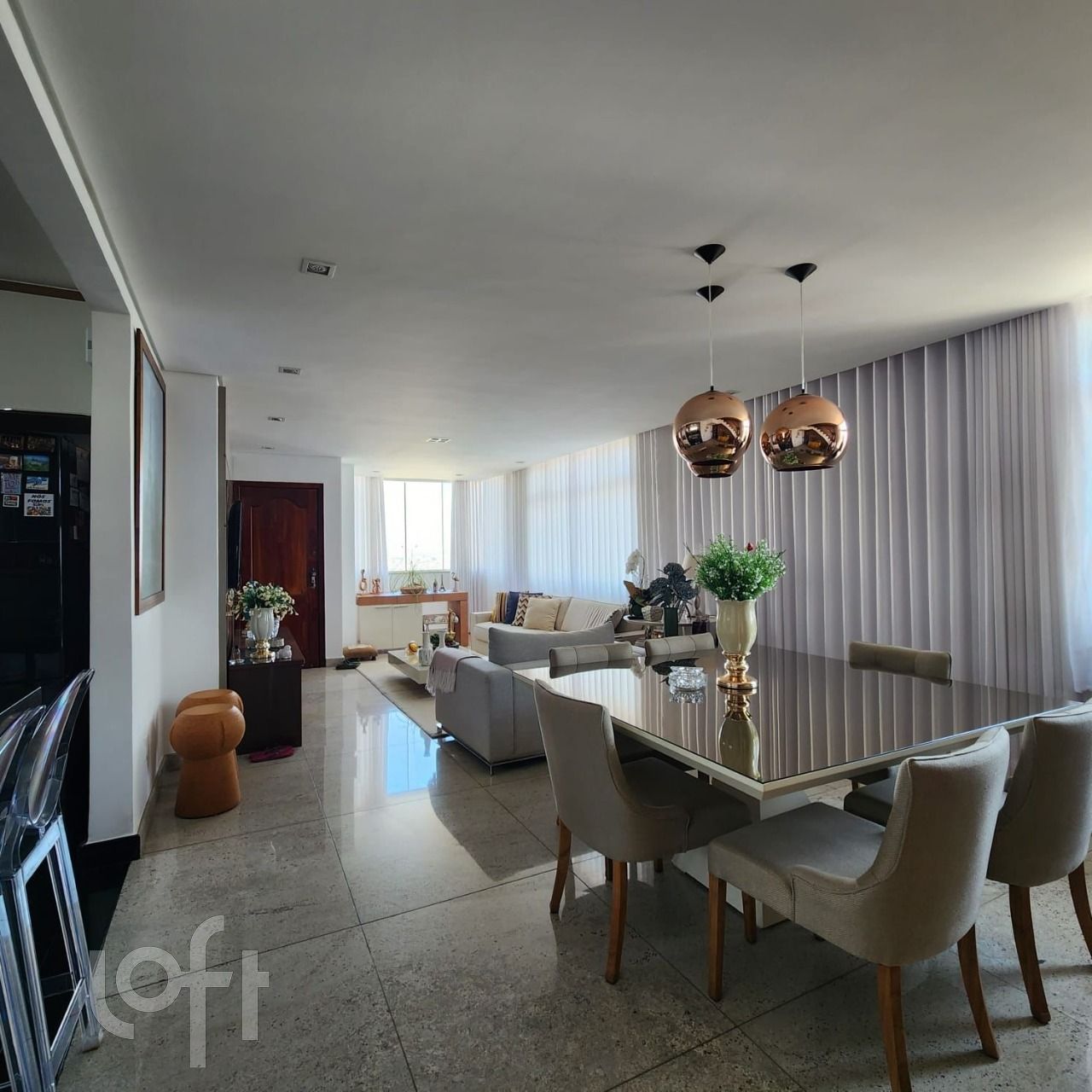 Apartamento à venda com 4 quartos, 289m² - Foto 1