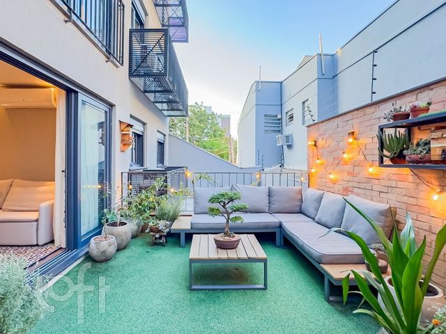 Apartamento com 85m², 2 dormitórios, 1 suíte, 1 vaga, São João em Porto Alegre