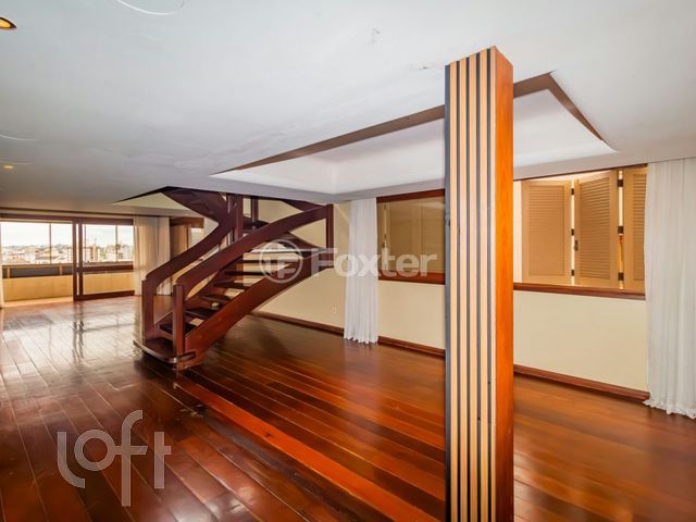 Apartamento com 341m², 5 dormitórios, 1 suíte, 2 vagas, Petrópolis em Porto Alegre
