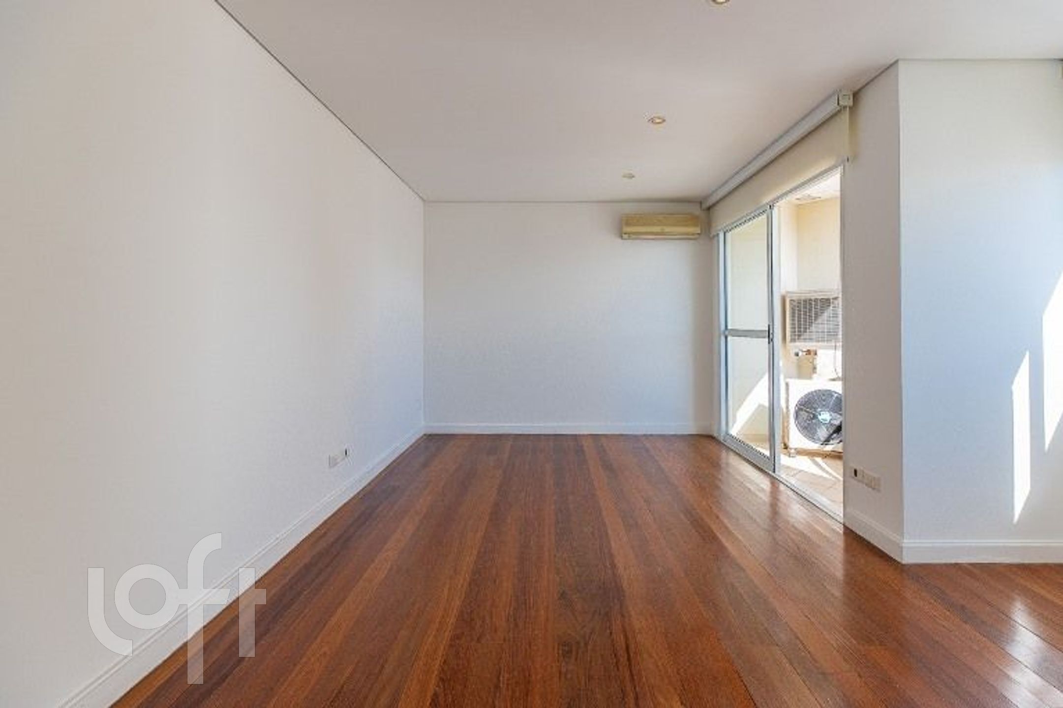 Apartamento à venda com 2 quartos, 180m² - Foto 59