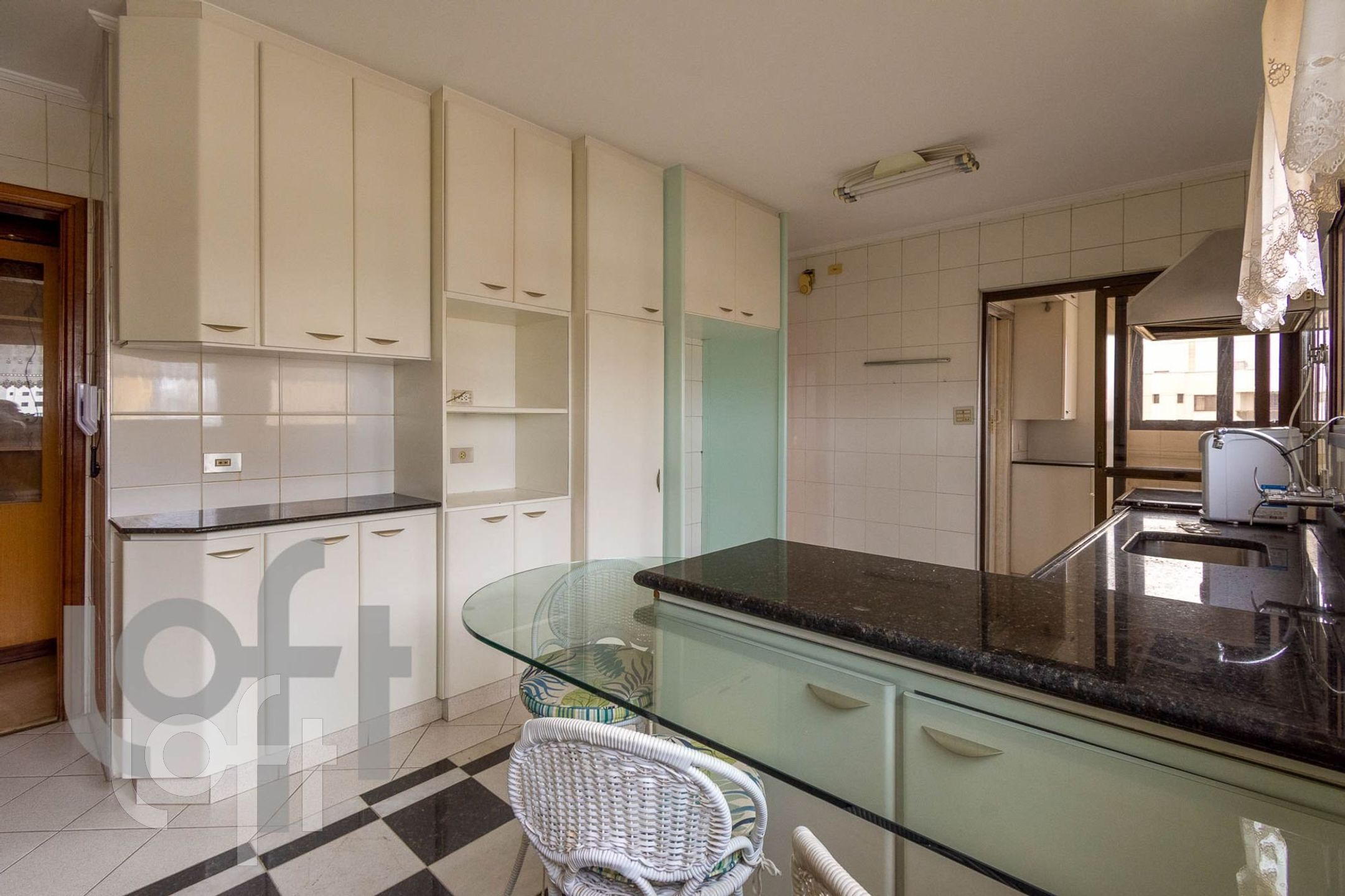 Apartamento à venda com 3 quartos, 189m² - Foto 25