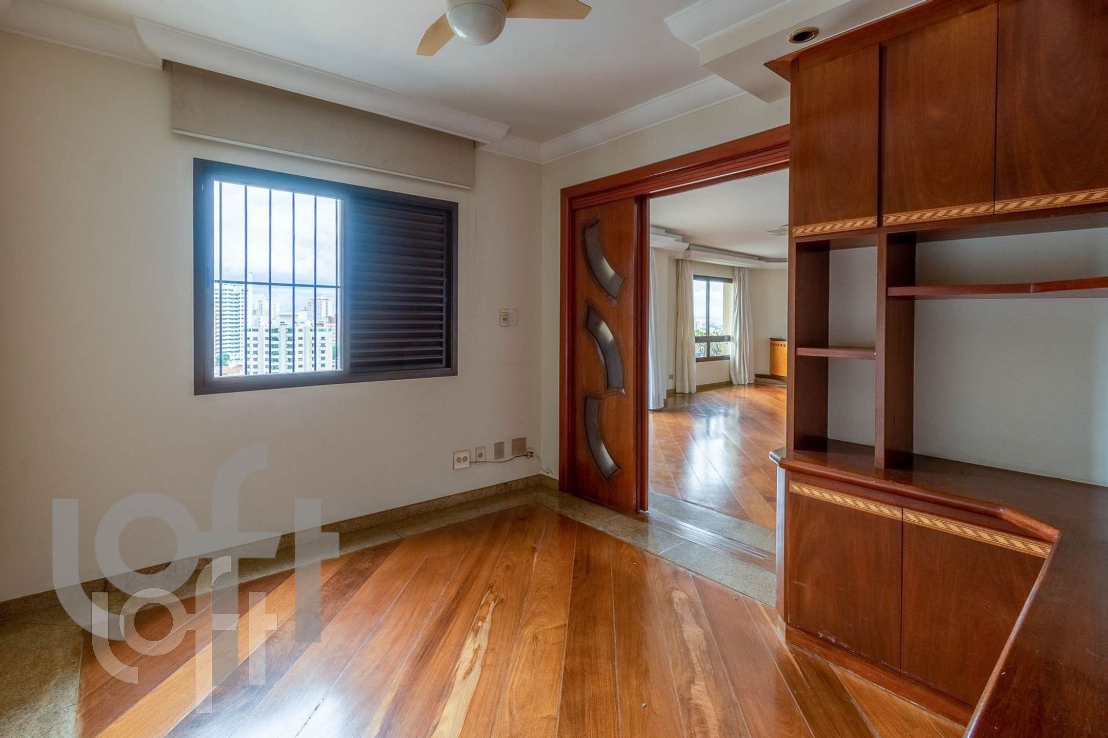 Apartamento à venda com 3 quartos, 189m² - Foto 15