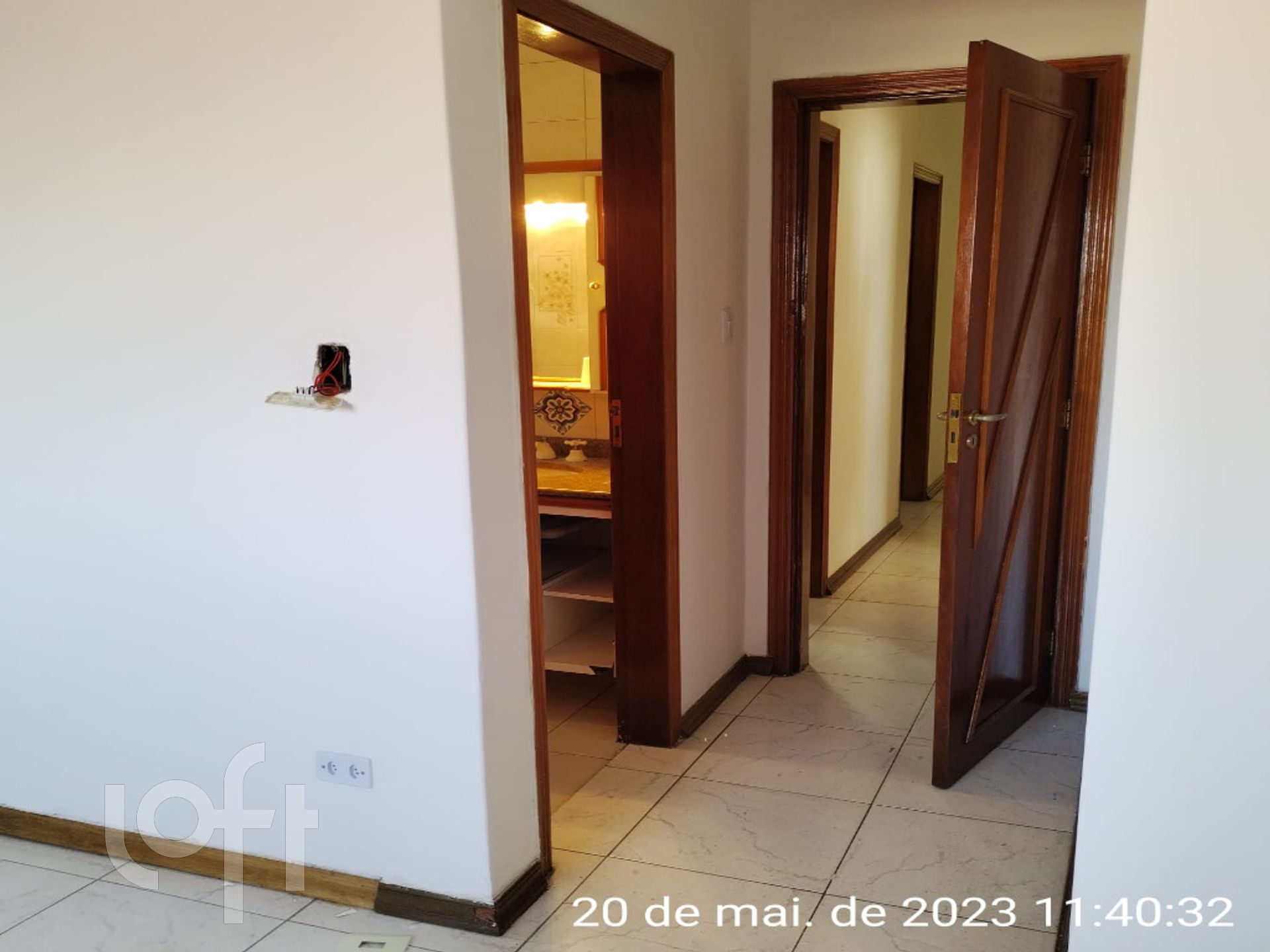 Casa à venda com 4 quartos, 380m² - Foto 7