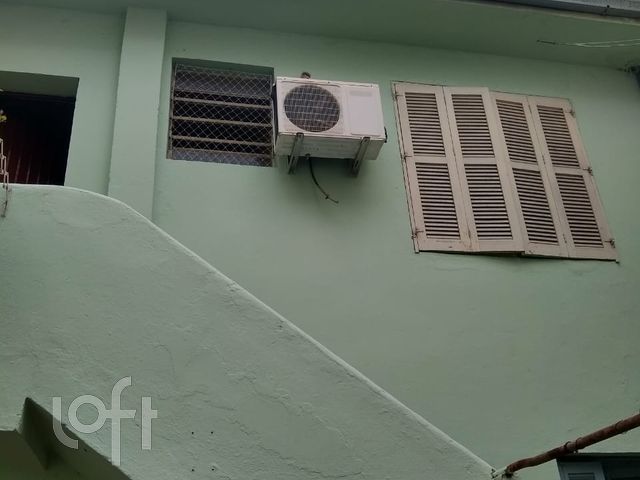 Casa com 98m², 4 dormitórios, 1 vaga, Petrópolis em Porto Alegre