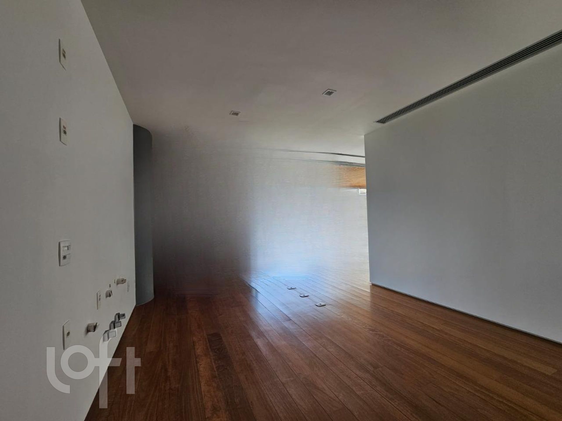 Apartamento à venda com 2 quartos, 131m² - Foto 4