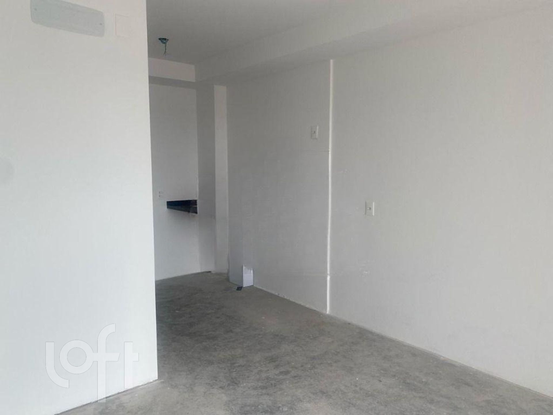 Apartamento à venda com 1 quarto, 30m² - Foto 4