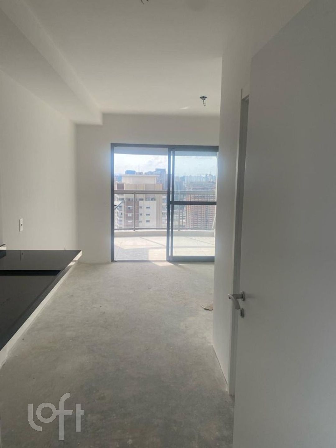 Apartamento à venda com 1 quarto, 30m² - Foto 3